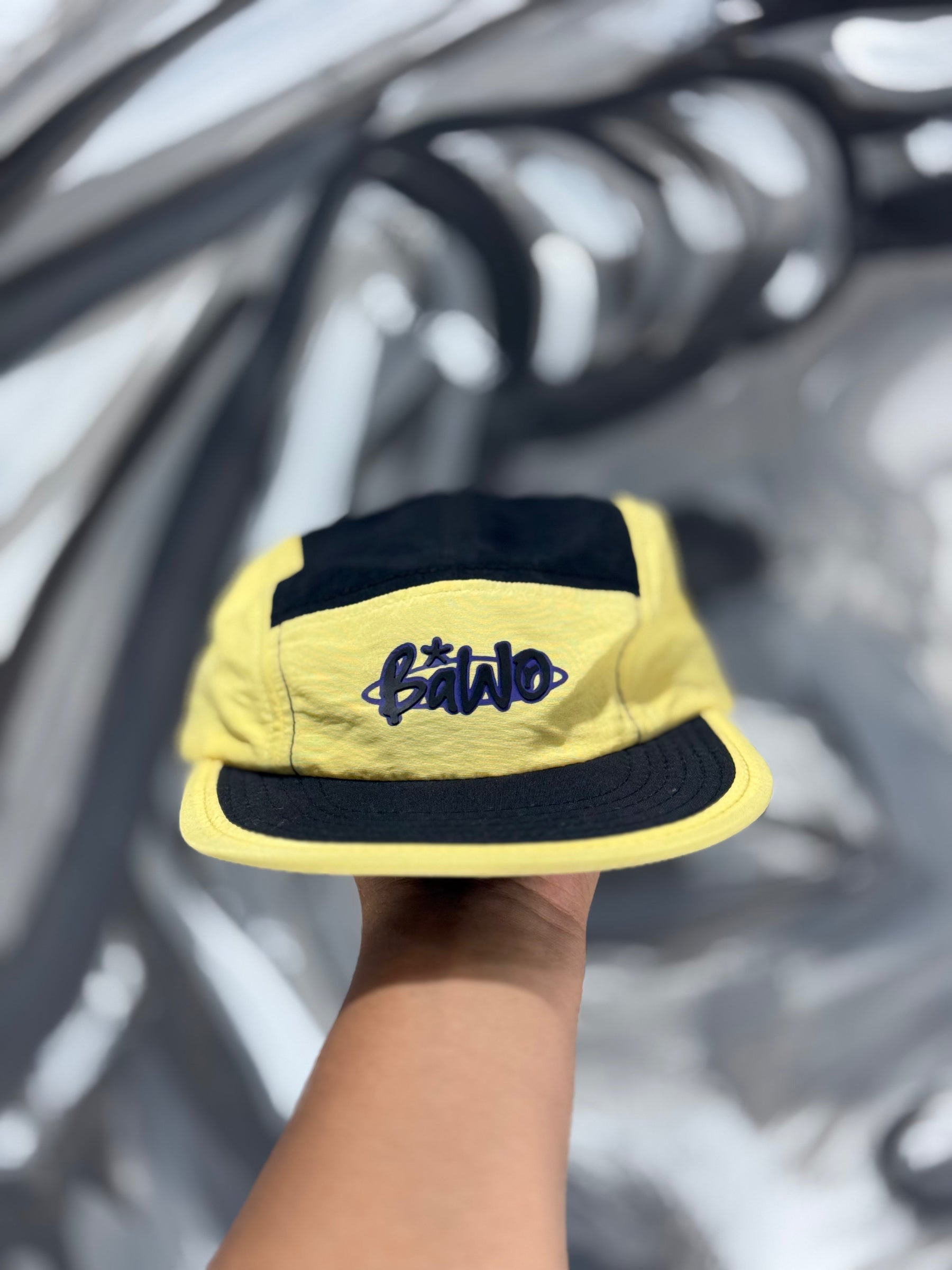 FIVE PANEL PRETO E AMARELO